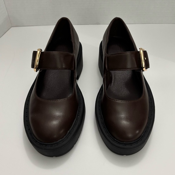 Steve Madden Shoes - New Steve Madden Brown Mary Jane Shoes size (6)